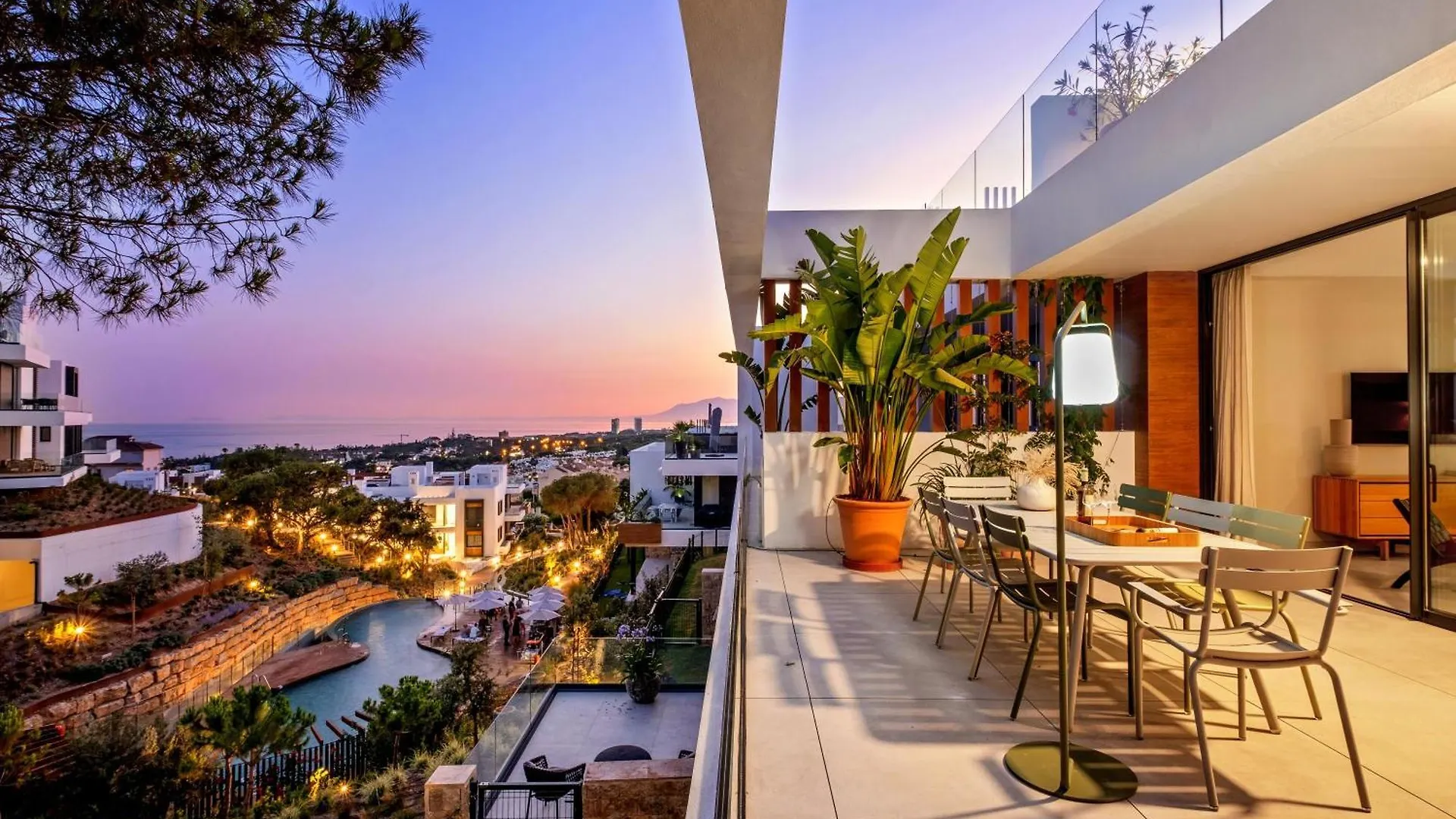 Oasis Verde location